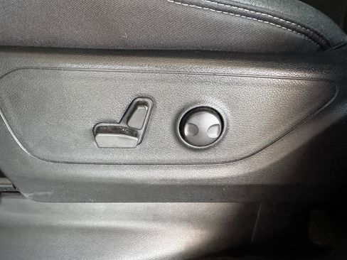 Used 2025 RAM 1500 Big Horn image 27