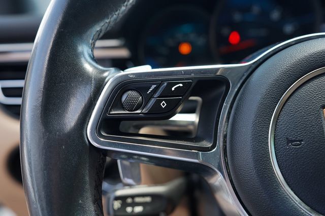 Used 2020 Porsche Macan AWD/4WD image 28