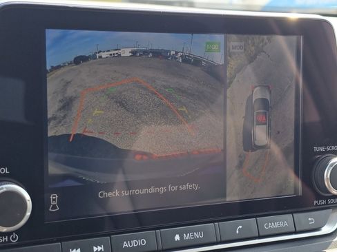 Used 2025 Nissan Rogue SV w/ Rock Creek Premium Package image 6