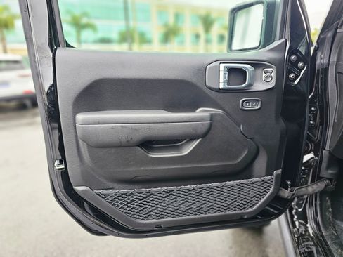 New 2026 Jeep Wrangler Unlimited Sport AWD/4WD image 21