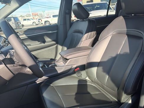 New 2026 Jeep Grand Cherokee L Limited w/ Limited Altitude Package RWD image 29