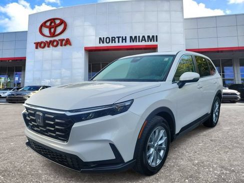 Used 2025 Honda CR-V EX image 2