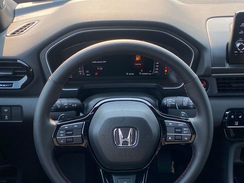 New 2025 Honda Pilot Black Edition image 15