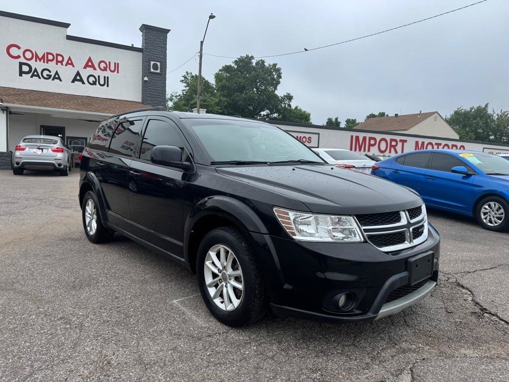 Used 2017 Dodge Journey SXT w/ Premium Group FWD image 2