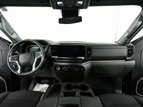 Used 2022 Chevrolet Silverado 1500 RST w/ Z71 Off-Road Package image 19