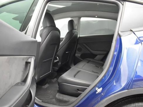 Used 2024 Tesla Model Y Long Range image 13