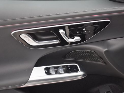 New 2026 Mercedes-Benz E 350 Sedan image 18