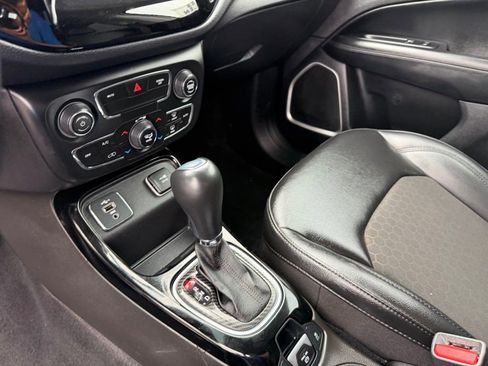 Used 2020 Jeep Compass Latitude image 15