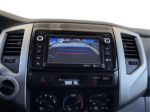 Used 2015 Toyota Tacoma 4x4 Double Cab w/ TRD Sport Package image 14