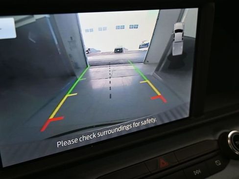 Used 2024 Ford Maverick Lariat image 32