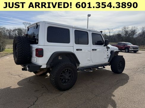 Used 2021 Jeep Wrangler Unlimited Sahara 4xe w/ Cold Weather Group image 5