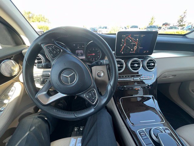 Used 2017 Mercedes-Benz GLC 300 4MATIC image 10