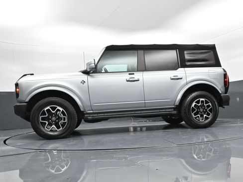 Used 2021 Ford Bronco Outer Banks image 32