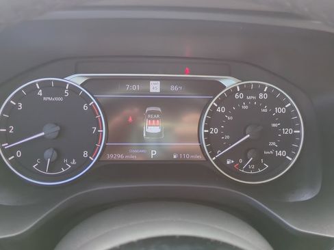 Used 2023 Nissan Rogue SL w/ SL Premium Package FWD image 21