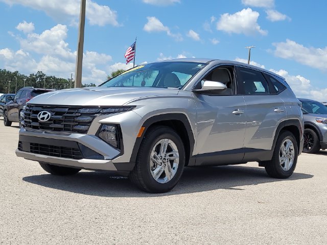 Used 2025 Hyundai Tucson SE FWD image 34