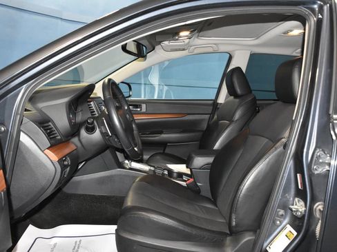 Used 2014 Subaru Outback 2.5i Limited w/ Moonroof Package image 6