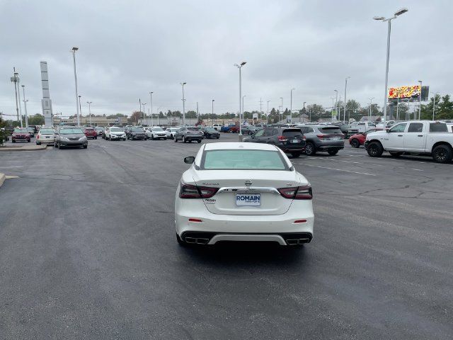 Used 2020 Nissan Maxima 3.5 SV w/ Floor Mat Group FWD image 4