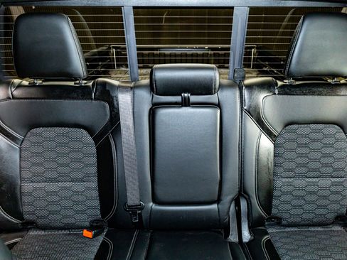 Used 2022 RAM 1500 Big Horn w/ Back Country Package image 26