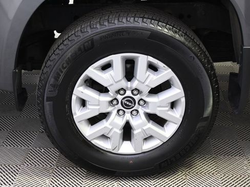 Used 2022 Nissan Frontier SV image 20