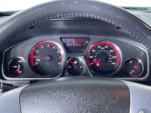 Used 2014 GMC Acadia SLT image 18