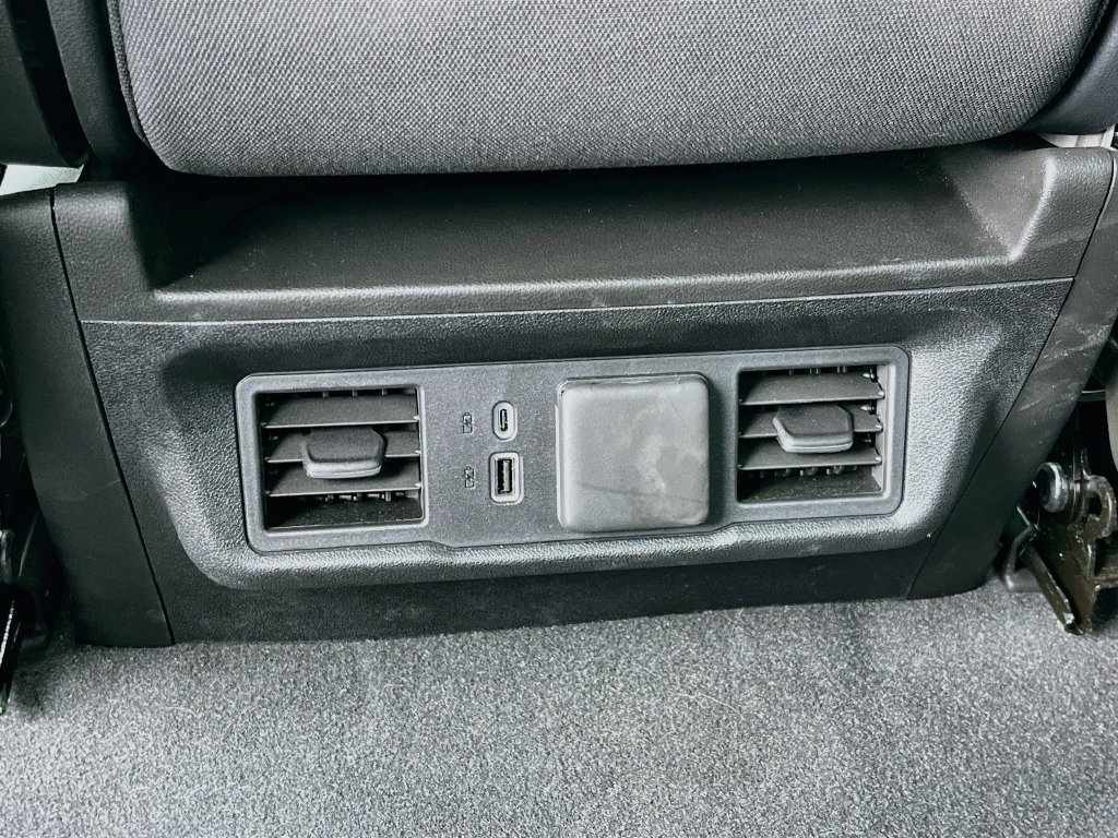 Used 2025 Chevrolet Silverado 1500 LT AWD/4WD image 26
