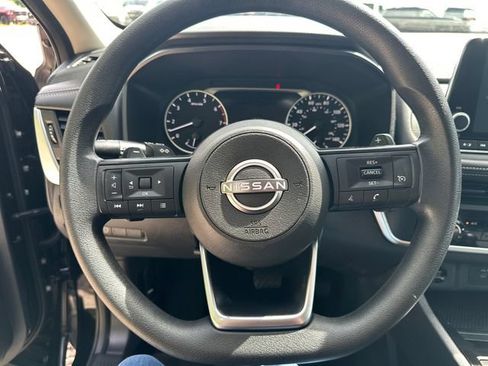Used 2024 Nissan Rogue S AWD/4WD image 25