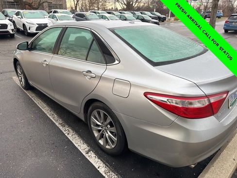 Used 2015 Toyota Camry XLE image 10