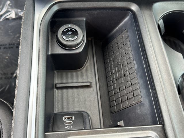 Certified 2025 Ford Expedition Platinum AWD/4WD image 29