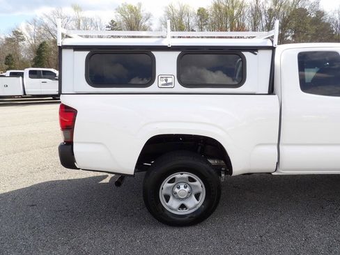 Used 2021 Toyota Tacoma SR5 image 47