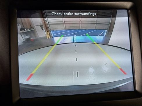 Used 2022 Jeep Cherokee Latitude Lux w/ Sun & Sound Group image 40