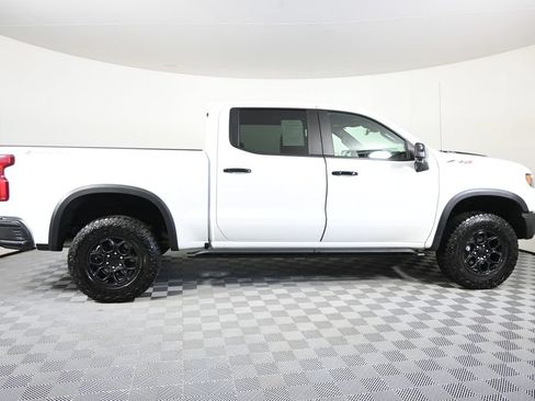 Used 2023 Chevrolet Silverado 1500 ZR2 w/ ZR2 Bison Edition AWD/4WD image 8