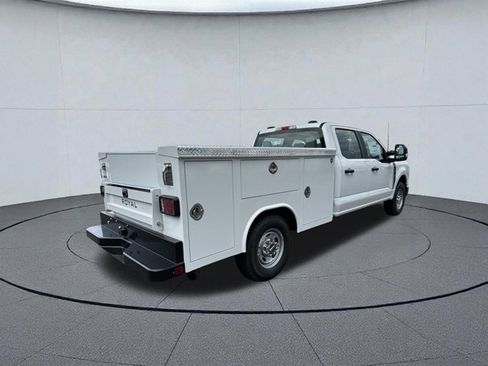 New 2024 Ford F250 XL w/ XL Chrome Package image 2