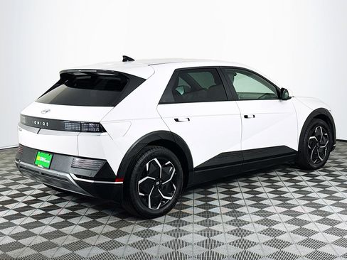 Used 2024 Hyundai Ioniq 5 SEL image 10