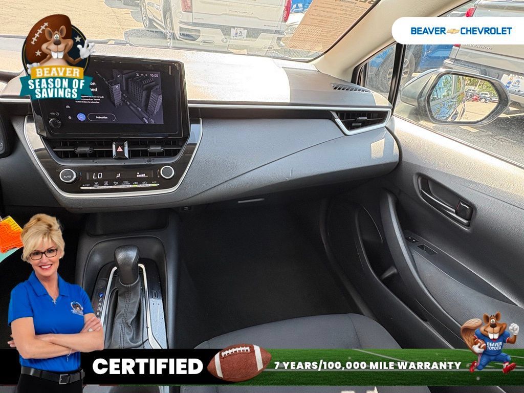 Used 2023 Toyota Corolla LE FWD image 17