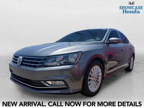 Used 2016 Volkswagen Passat 1.8T SE FWD image 2