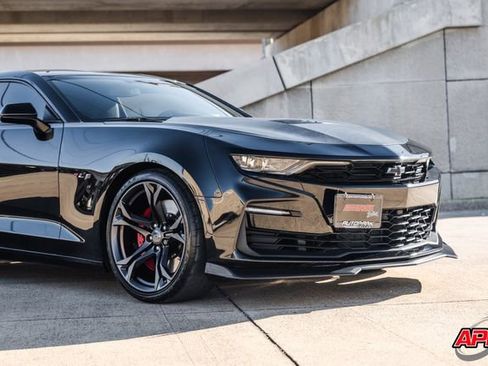Used 2020 Chevrolet Camaro SS image 63