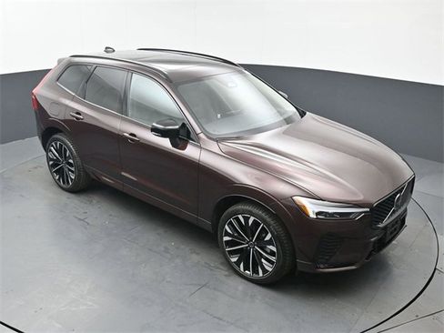 Used 2026 Volvo XC60 B5 Ultra w/ Protection Package Premier image 48