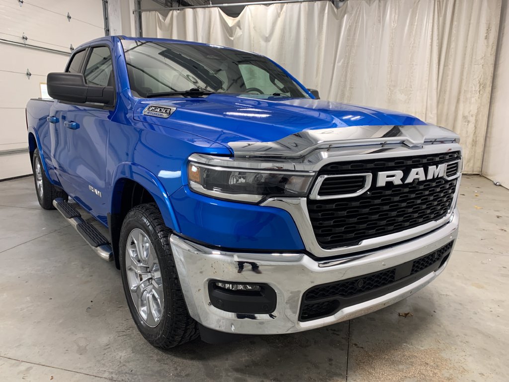 Used 2025 RAM 1500 Big Horn AWD/4WD image 14