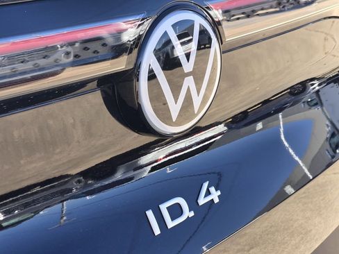 New 2025 Volkswagen ID.4 Pro S Plus AWD/4WD image 7