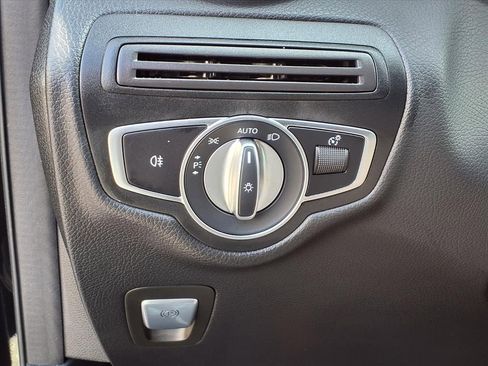 Used 2023 Mercedes-Benz GLC 300 4MATIC Coupe image 19