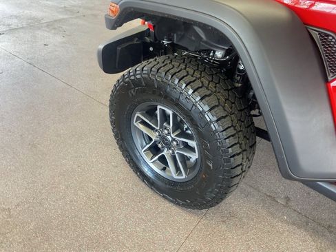 New 2026 Jeep Gladiator Mojave image 10