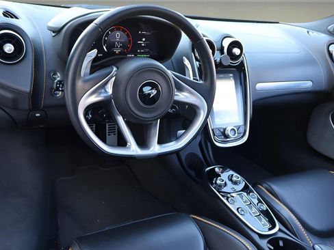 Used 2023 McLaren GT image 13