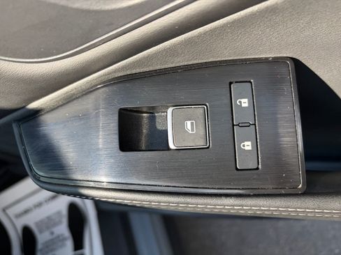 Used 2023 Nissan Rogue SL w/ SL Premium Package AWD/4WD image 36