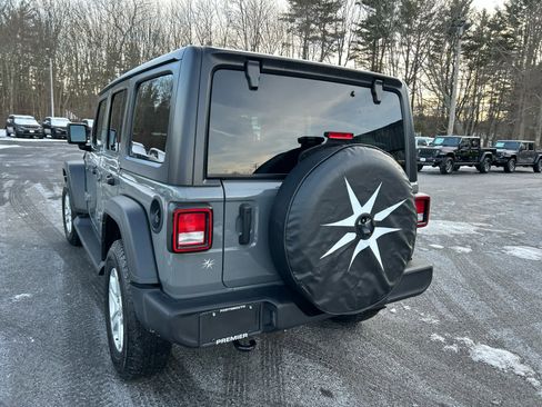 Used 2021 Jeep Wrangler Unlimited Sport image 11