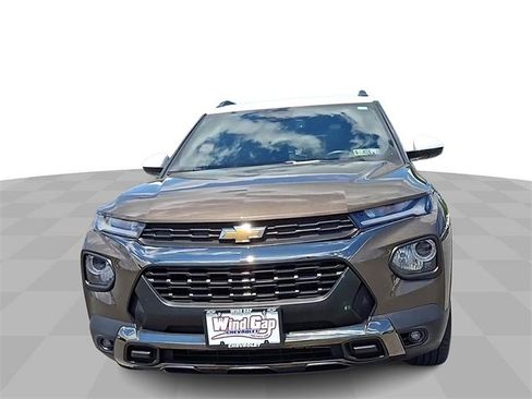 Certified 2022 Chevrolet TrailBlazer ACTIV w/ Sun and Liftgate Package image 3