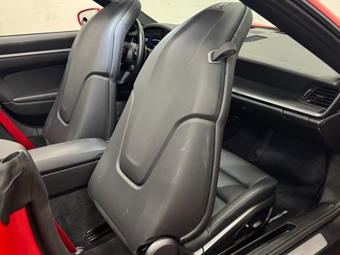 Used 2022 Porsche 911 Carrera image 61