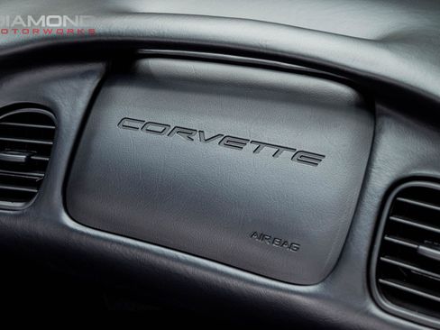 Used 2004 Chevrolet Corvette Z06 w/ Z06 Preferred Equipment Group image 88