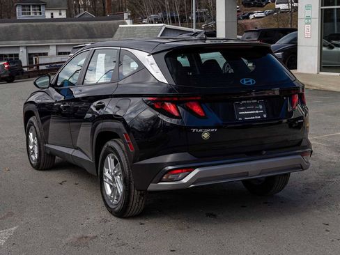 Used 2025 Hyundai Tucson SE AWD/4WD image 6