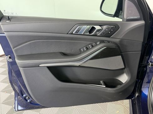 New 2026 BMW X7 M60i image 12