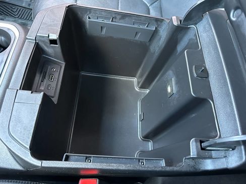 Used 2021 Chevrolet Silverado 1500 High Country w/ Technology Package image 63